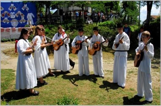 Zapovijed pod lipom