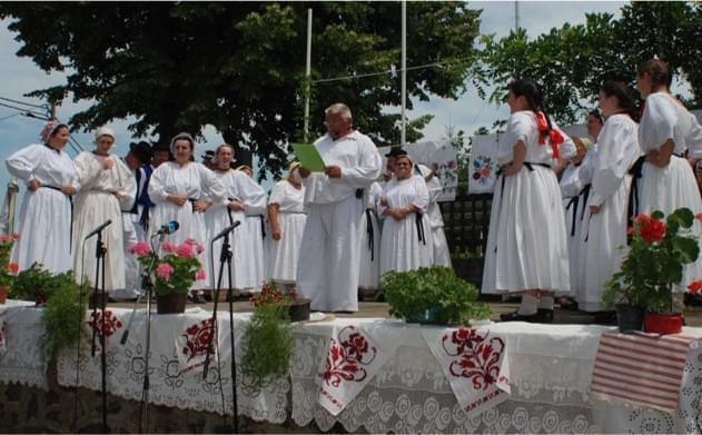 Zapovijed pod lipom